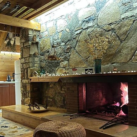 Chalet In The Forest カラブリタ エクステリア 写真