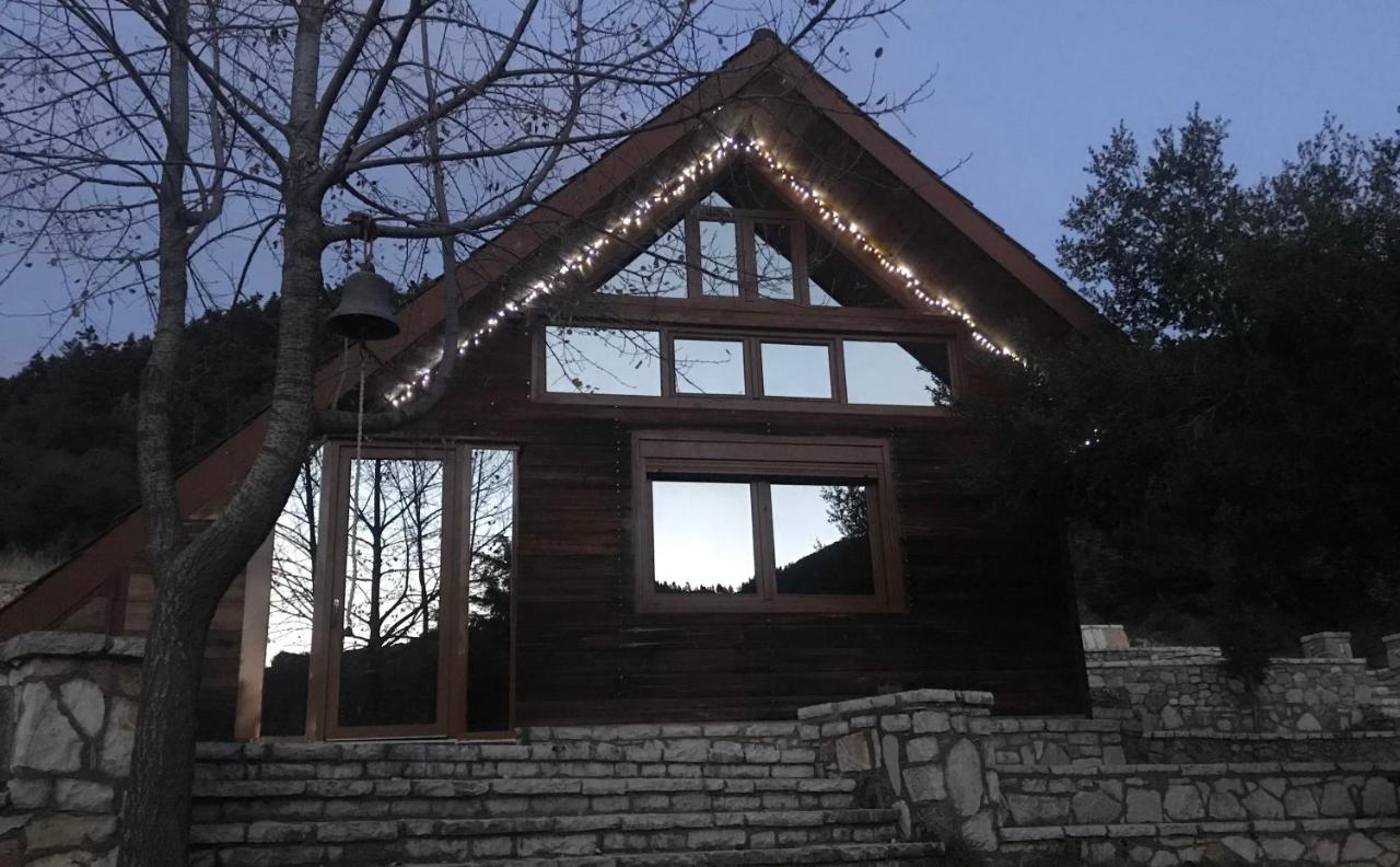 Chalet In The Forest カラブリタ エクステリア 写真